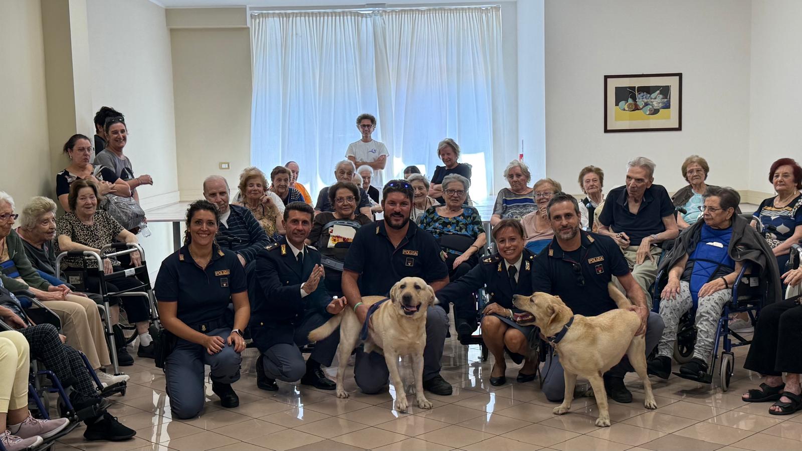 Scopri di più sull'articolo Agrigento – Catania, mattinata speciale per gli anziani del “San Domenico” insieme alla Polizia di Stato