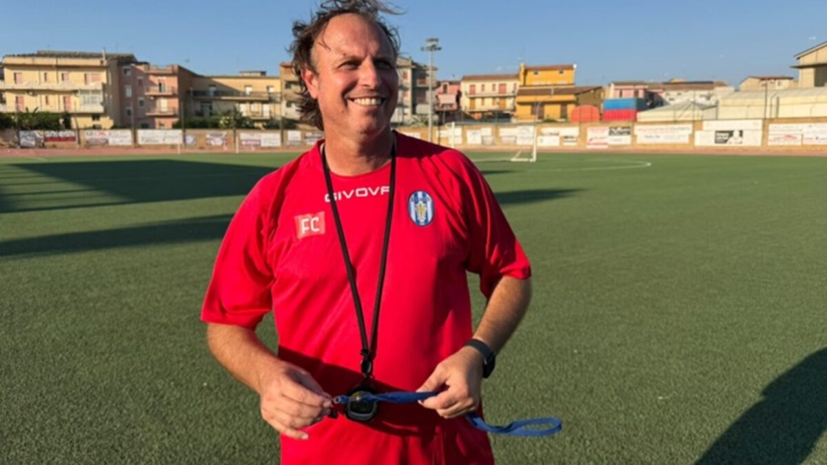Scopri di più sull'articolo Agrigento – Parmonval-Akragas, Cammarata avverte: «Sarà una battaglia, su quel campo bisogna essere pronti a tutto»