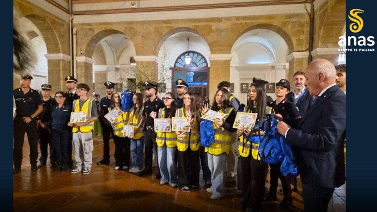 Scopri di più sull'articolo Concluso ad Agrigento il progetto “On the road”, consegnati gli attestati ai giovani partecipanti
