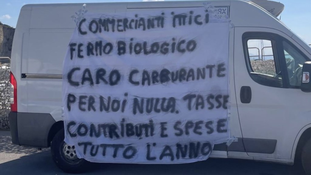 Scopri di più sull'articolo Agrigento – Crisi settore ittico, Confcommercio: “Senza i commercianti il pescato resta in banchina”