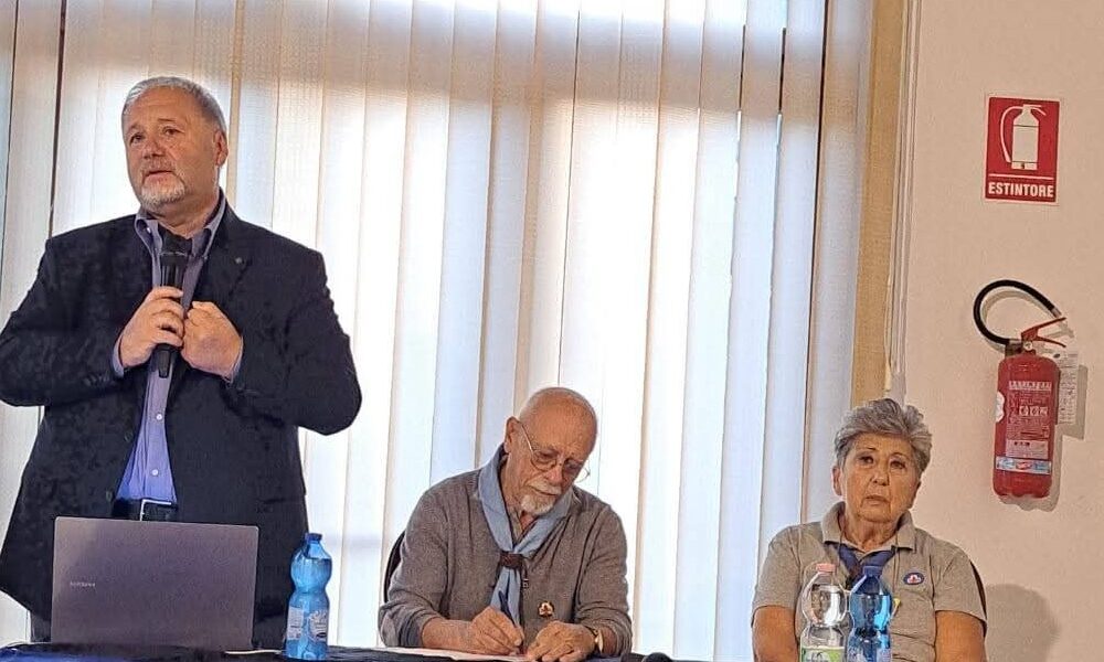 Al momento stai visualizzando Agrigento – Intelligenza artificiale, Francesco Pira a Murano: “La direzione deve restare umana”