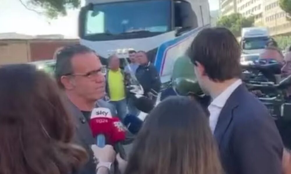 Al momento stai visualizzando Agrigento – Caro gasolio, gli autotrasportatori: “In assenza di garanzie, prorogheremo il fermo dei Tir fino al 27 ottobre”